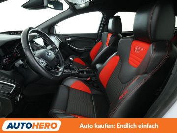 Ford Focus - 10