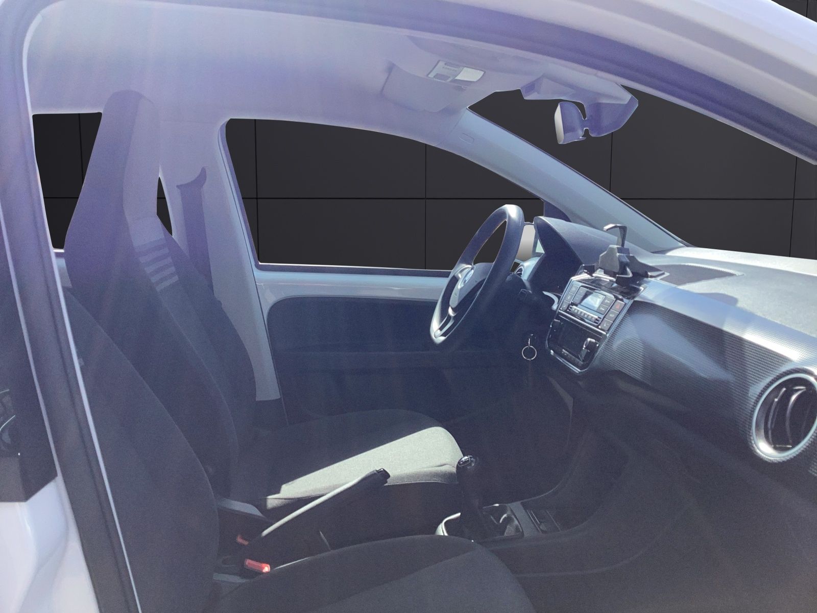 Fahrzeugabbildung Volkswagen up! 1.0 move Climatronic RFK DAB SH