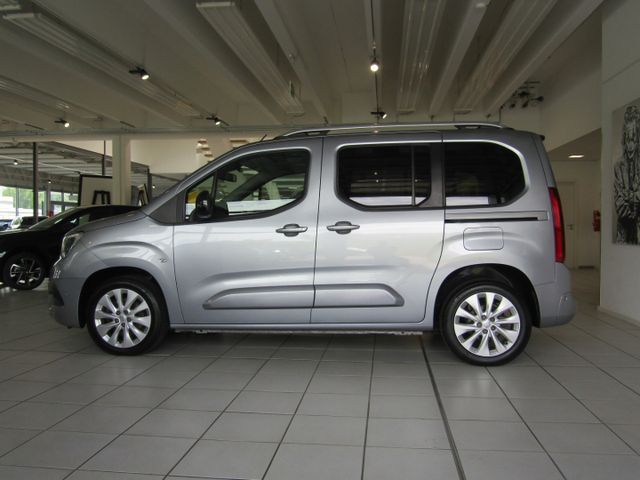 Combo Life Ultimate OPEL 1.5 D 131PS TEMP PDC KA