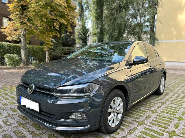 Volkswagen Polo VI Highline LED/Automatik/CarPlay