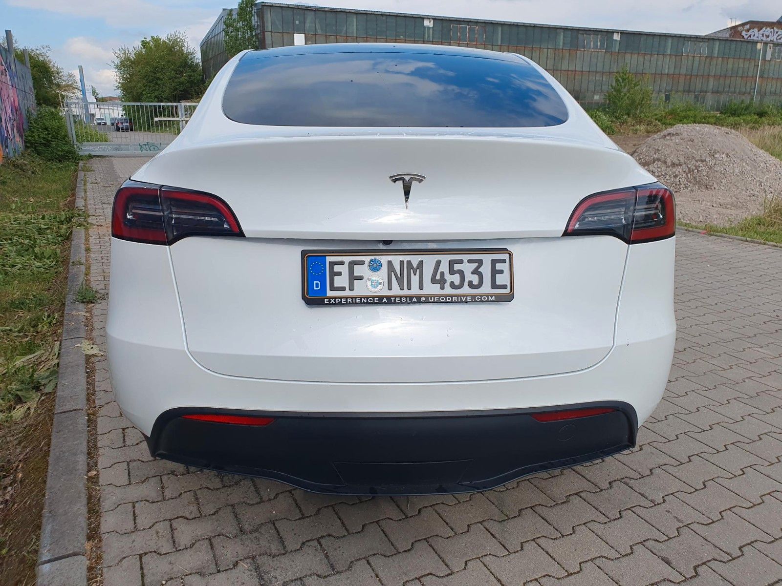 Tesla RWD, Allwetterreifen, AHK 1600kg, SOH 96 % foto 5