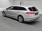 Ford Mondeo Titanium Navi/AHK/SHZ/PDC/Tempom./17-LM - silberne Ford Mondeo