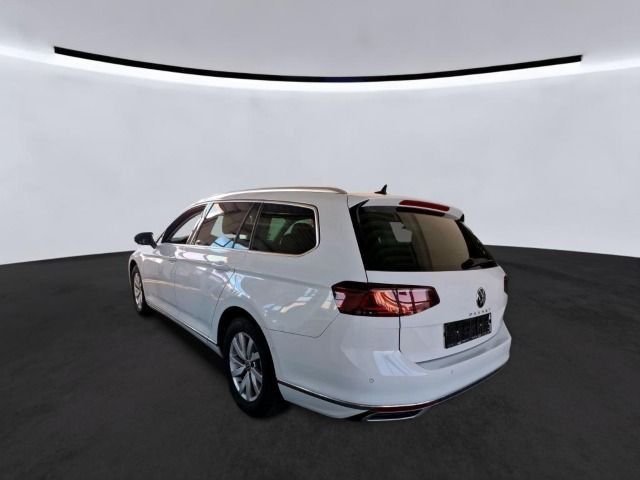 Volkswagen Passat Variant - Bild 3