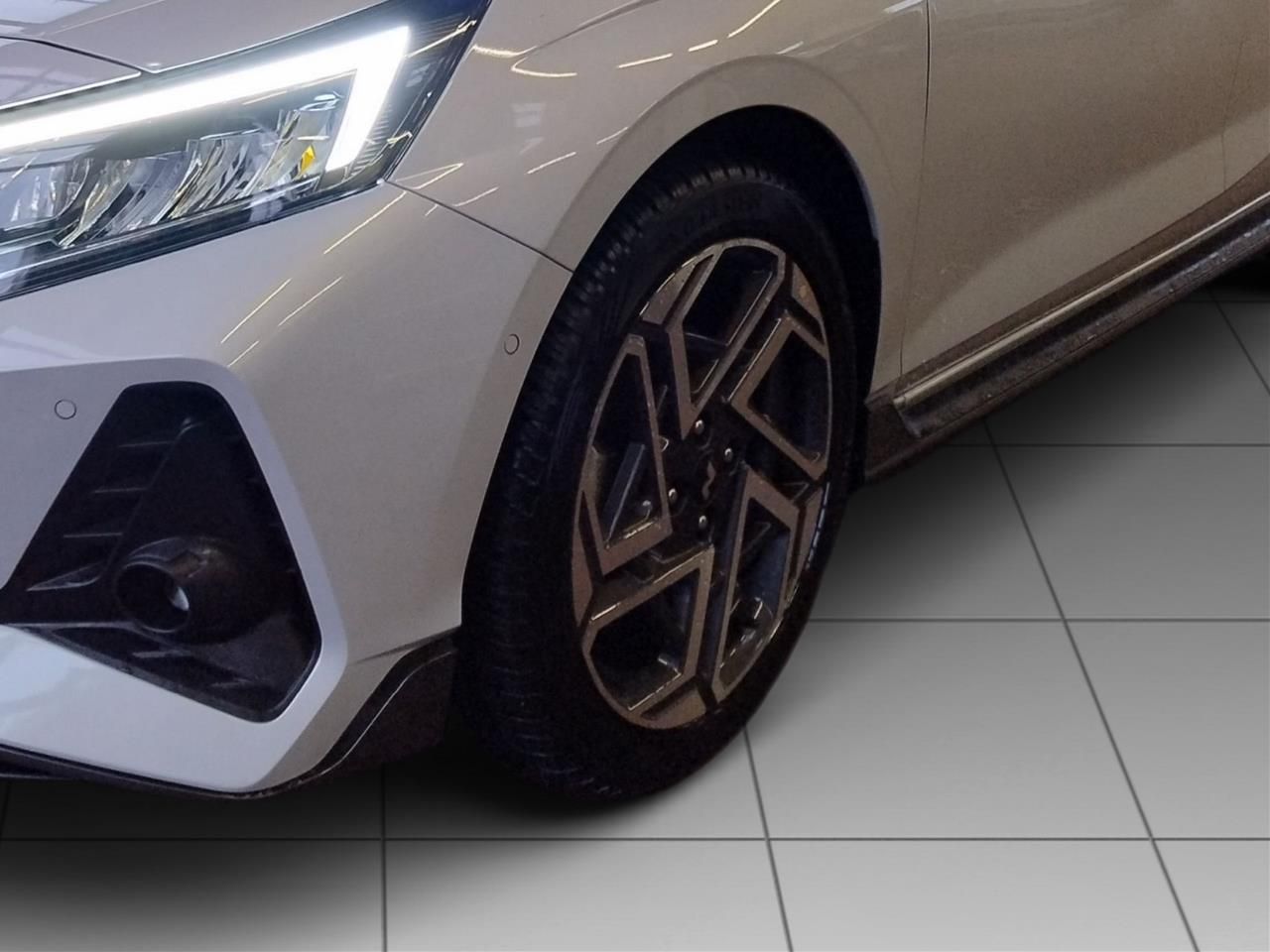 Fahrzeugabbildung Hyundai i20 1.0T DCT N-LINE LED*BOSE*NSCC*SHZ*LHZ*NAVI*
