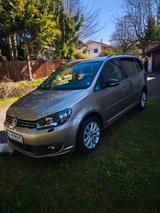 Volkswagen Touran 1.6 TDI DSG MATCH BlueMotion Technolo... - Volkswagen Touran: TDI Bluemotion