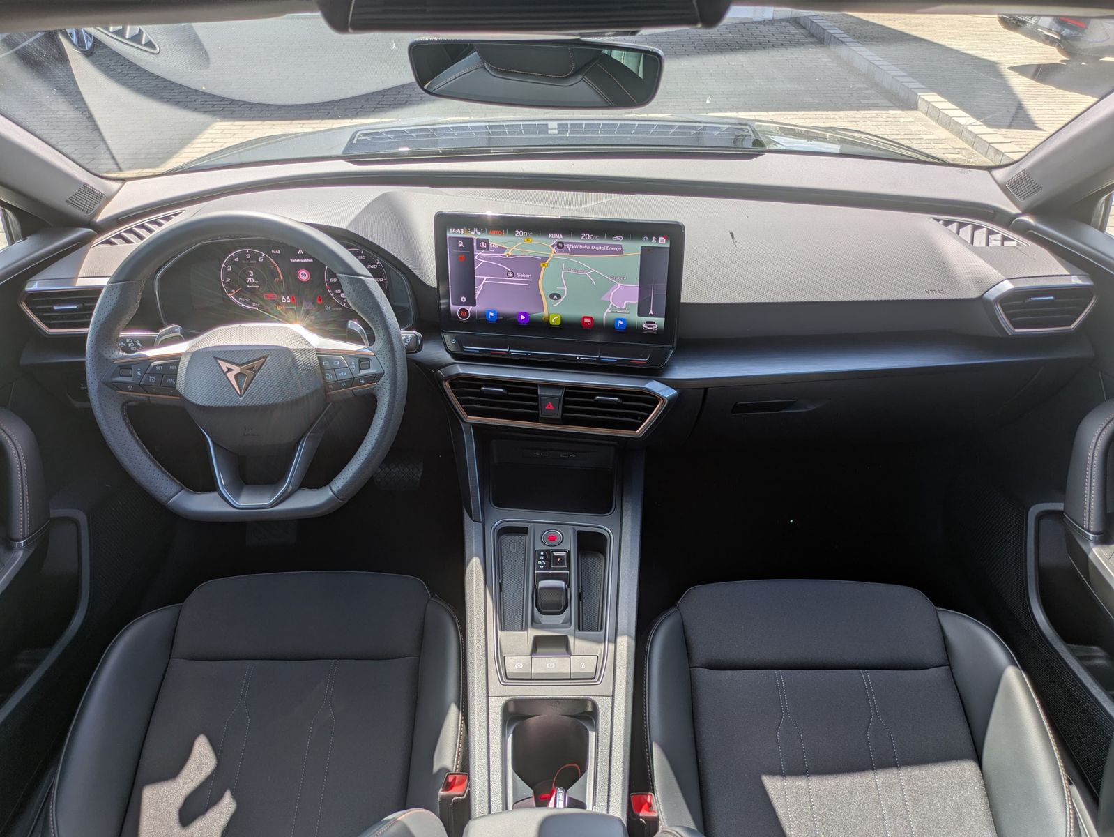 Fahrzeugabbildung CUPRA Leon 1.5 eTSI DSG MATRIX-LED*ACC*APP*KAMERA*18"