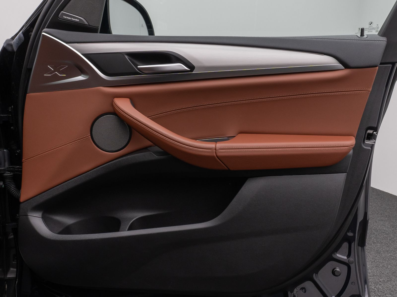 Fahrzeugabbildung BMW X3 M40d Panorama Laser 360°HUD DAB H/K 20Zoll