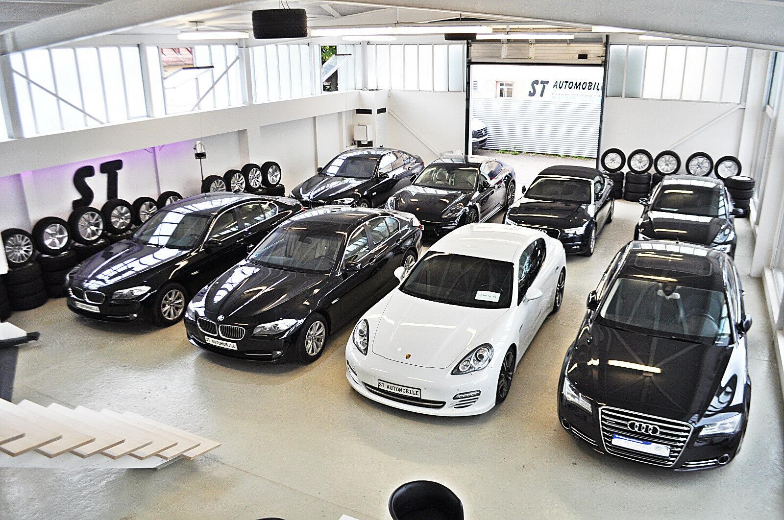 showroom-image-top