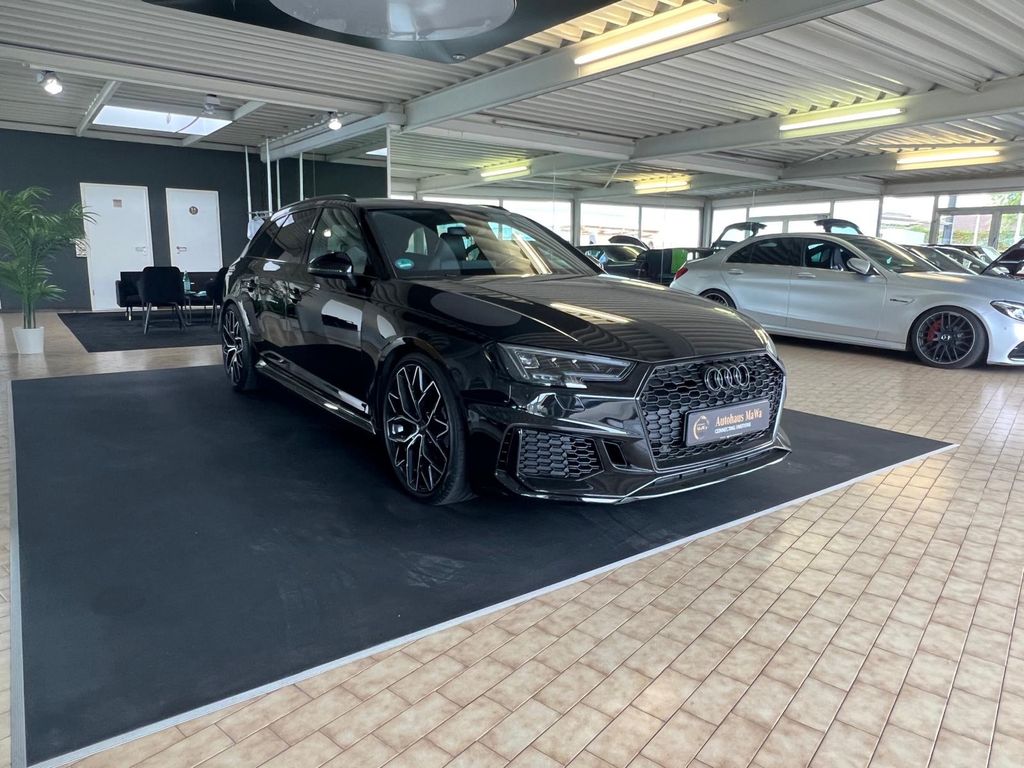 Image of Audi RS4