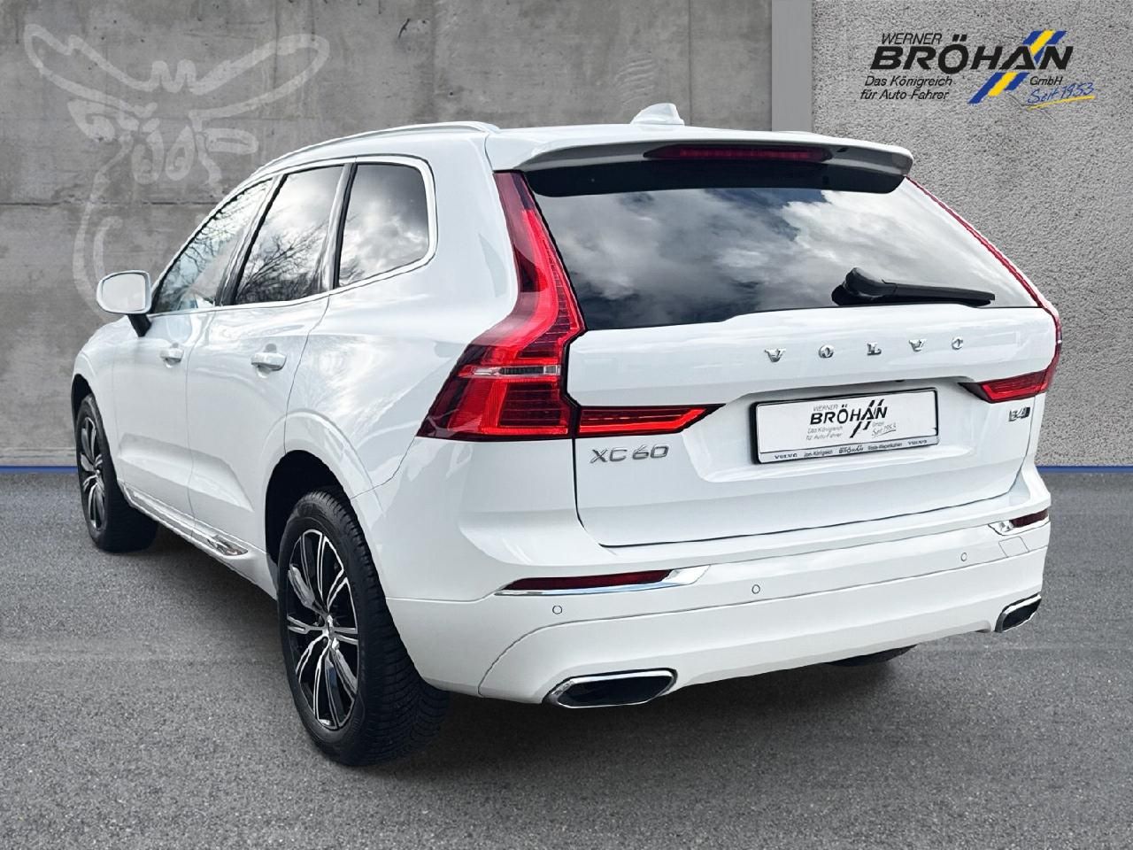 Fahrzeugabbildung Volvo XC60 B4 Diesel AWD Inscription