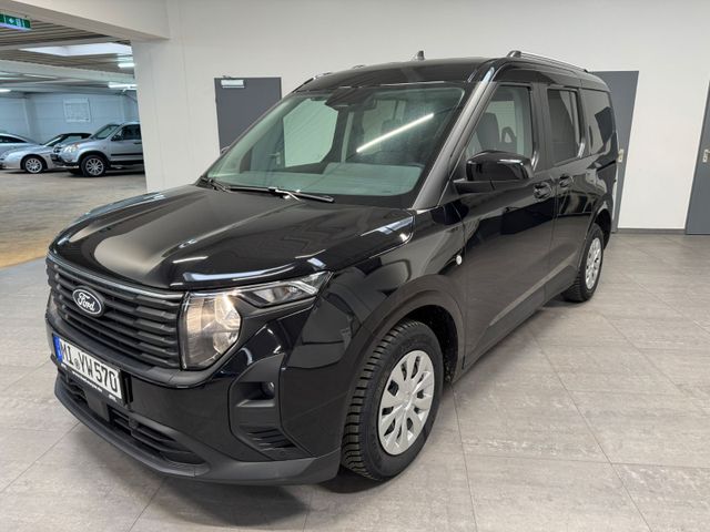 Ford Tourneo Courier Titanium