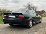 BMW E36 Coupe 320i Automatik individual M ... - BMW 320 Coupé Automatik 320i e36 mit Benzin-Antrieb