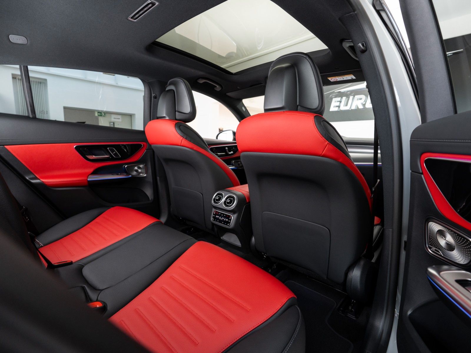 Mercedes-Benz GLC 300de Coupe/Premium Plus/NightPack foto 23