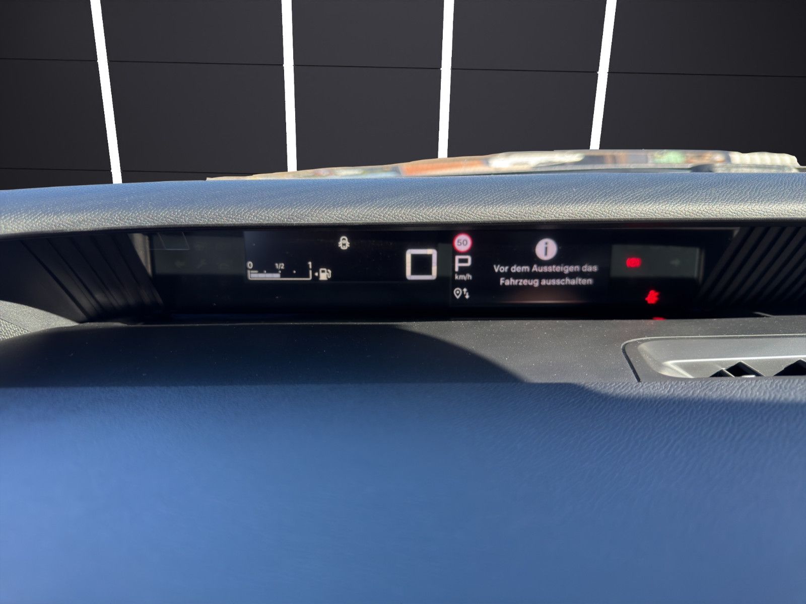 Fahrzeugabbildung Citroën C3 Aircross  Hybrid 145 MAX/Navi/Head Up/Tempo