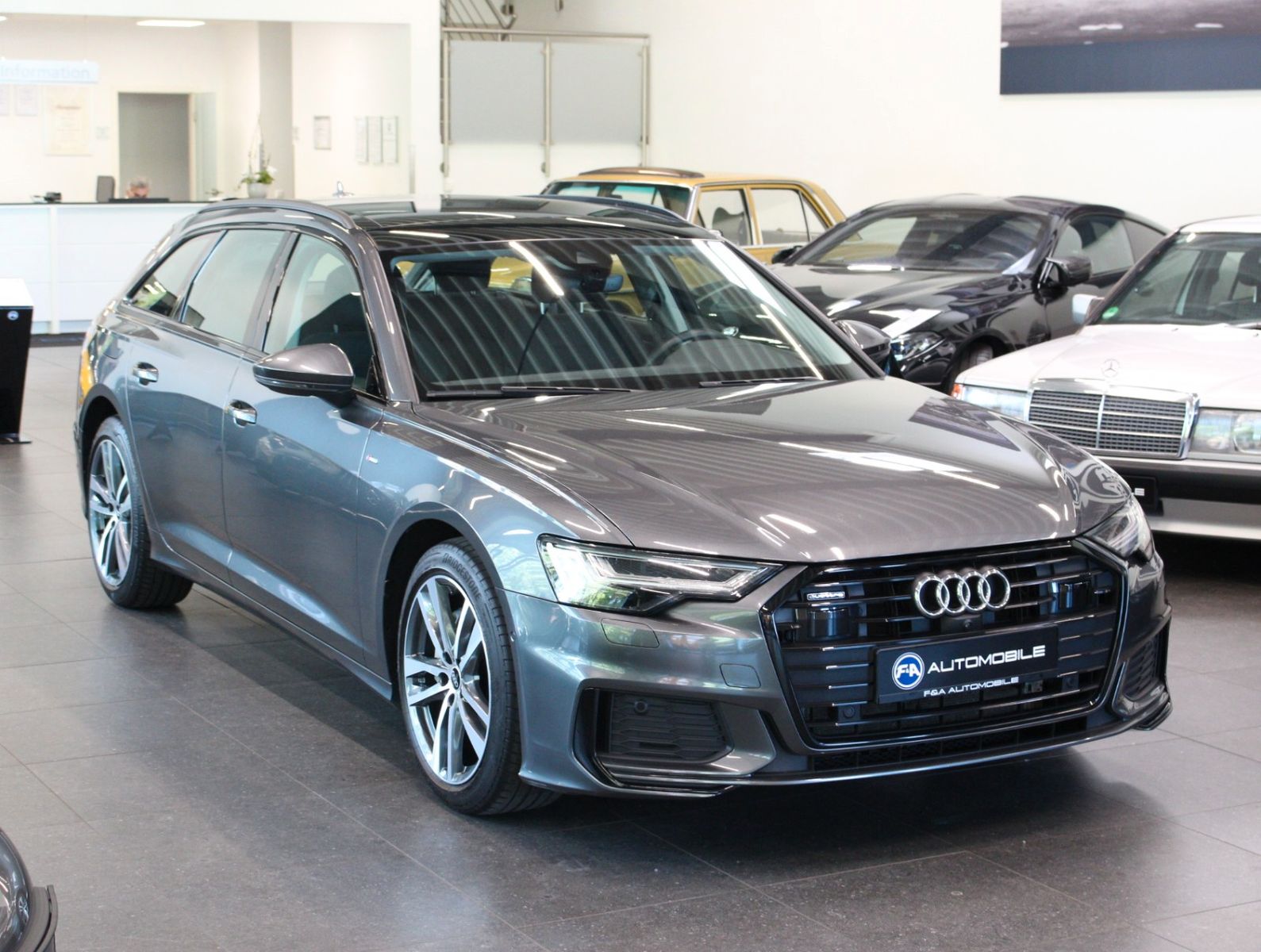 Fahrzeugabbildung Audi A6 Avant 45TDI quattro sport Standhzg.*Pano*360°