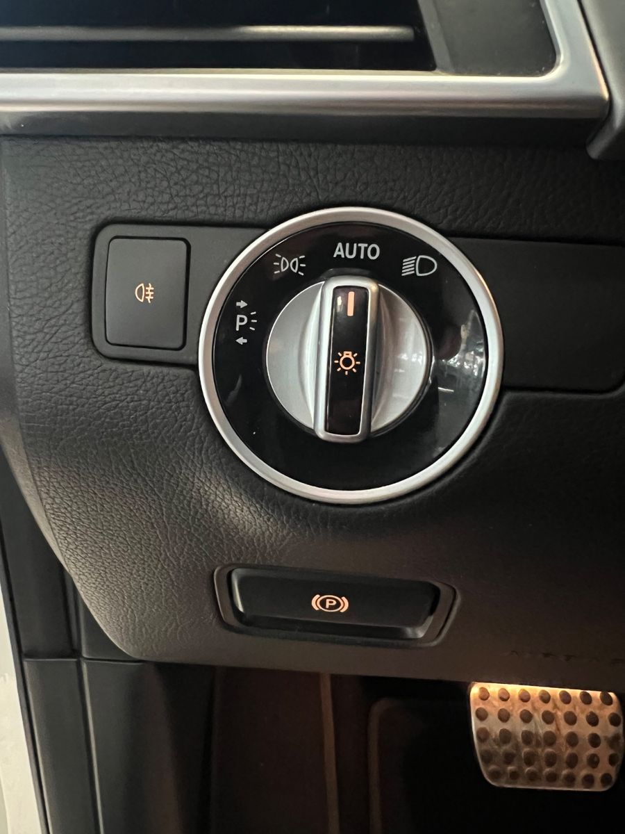 Fahrzeugabbildung Mercedes-Benz ML 350 d BlueTec 4Matic * 1.HAND * GEPFLEGT *