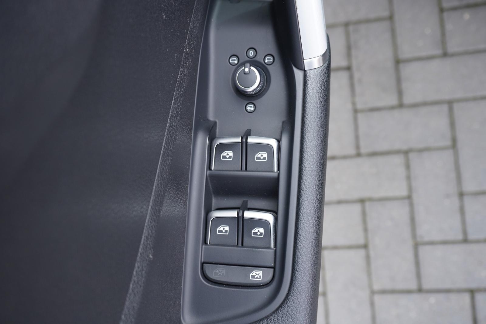 Audi Q2 1.0 TFSI sport ultra Navi LED Tempomat PDC