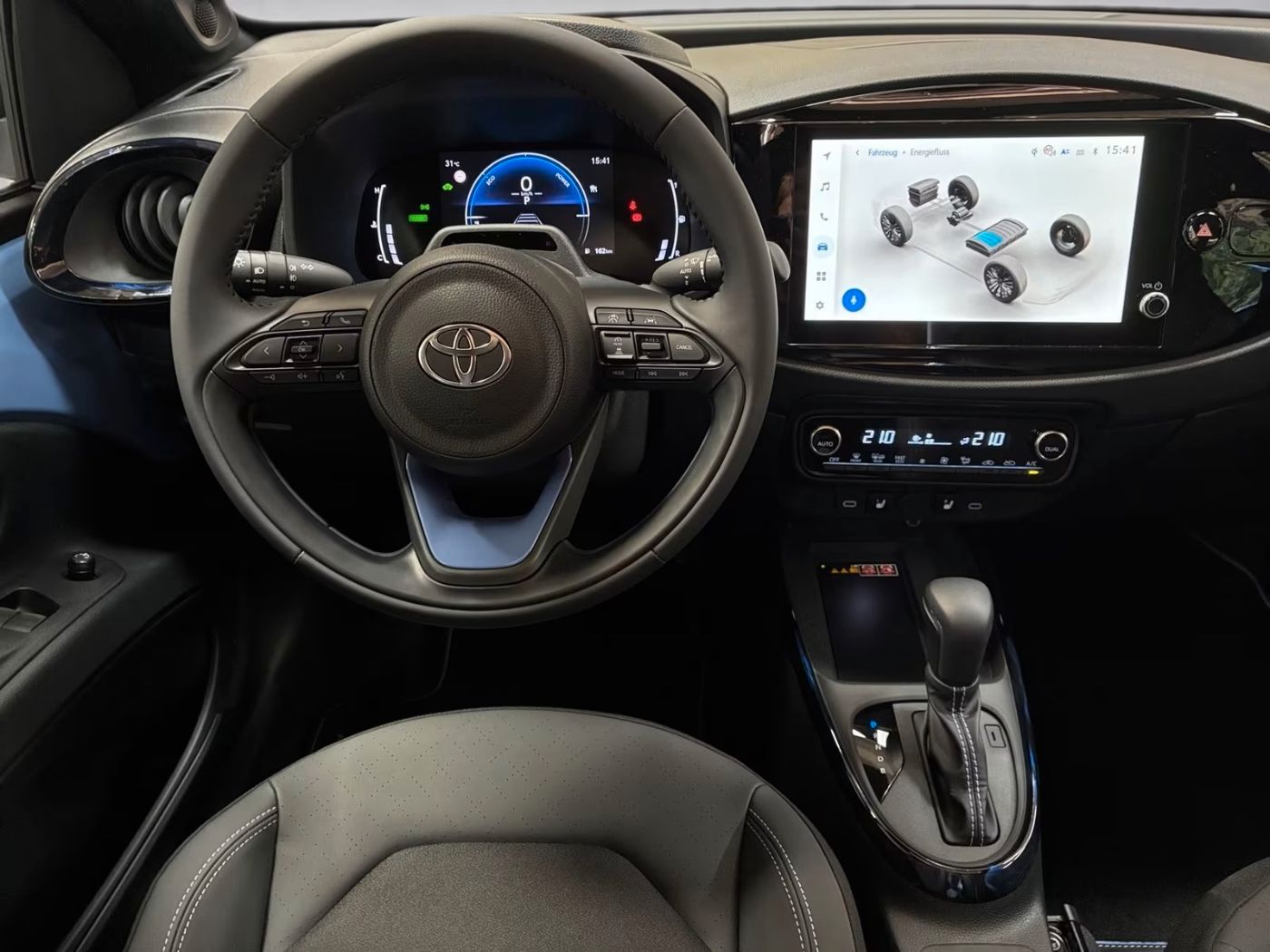 Fahrzeugabbildung Toyota Aygo X Hybrid Lounge Canvas-Premium-Faltdach JBL