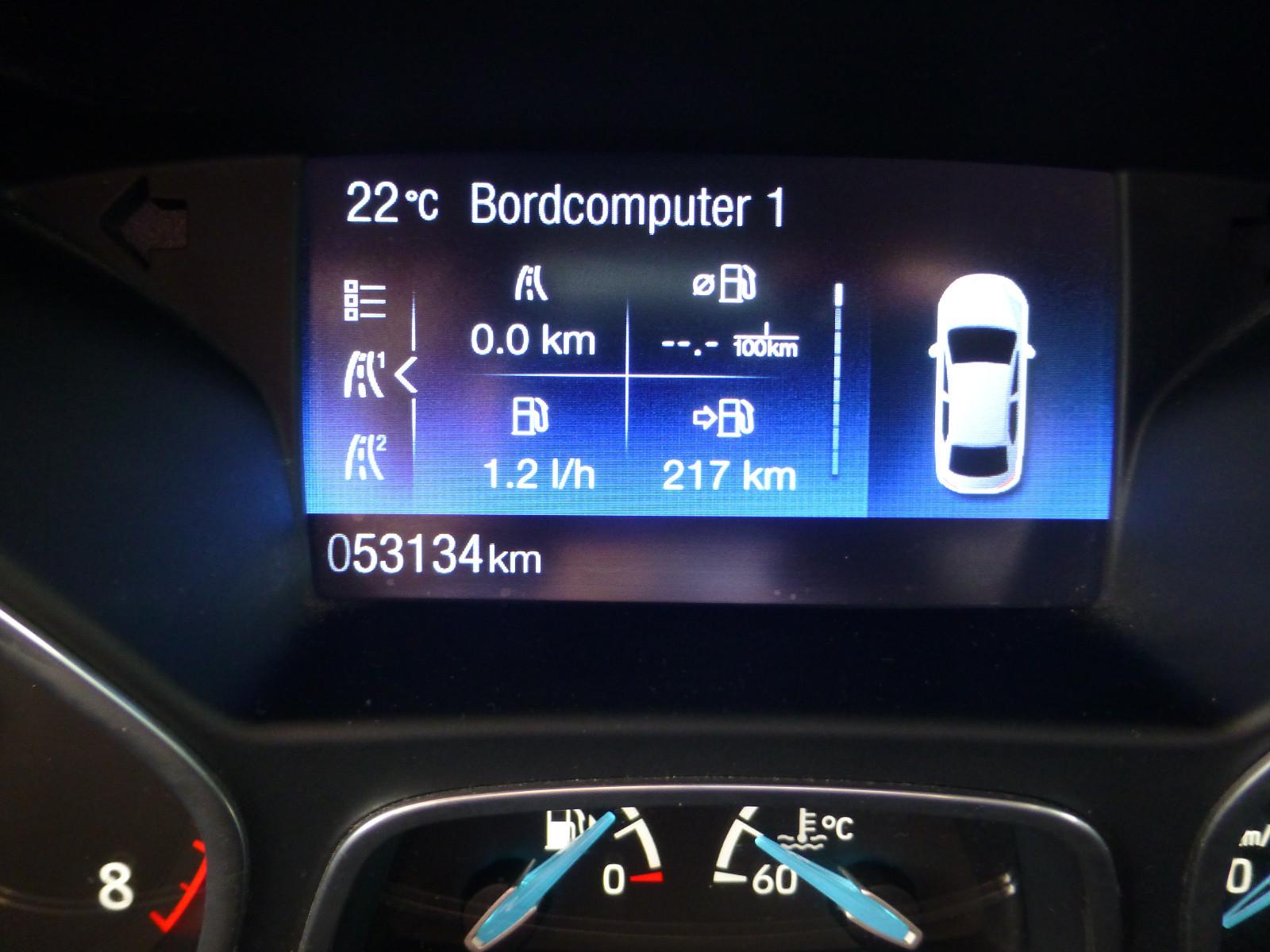 Ford Focus ST Line 1,5i 182PS nur 53.100km!