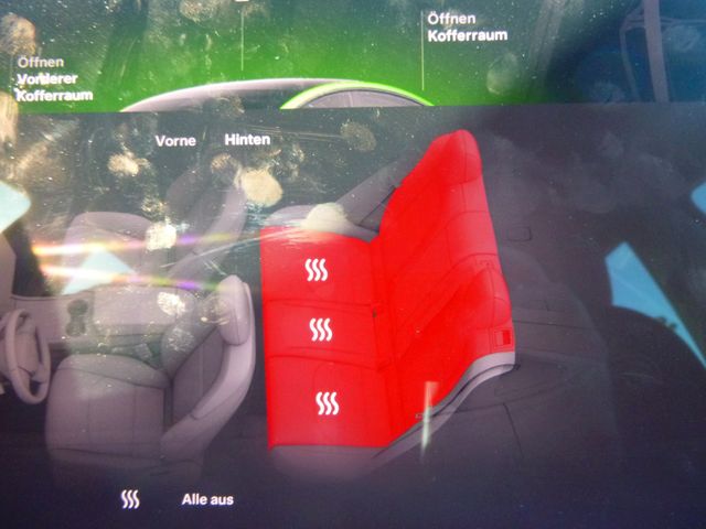 Fahrzeugabbildung Tesla Model 3 RWD (MY2023) >LFP/Ryzen/Wärmepumpe<