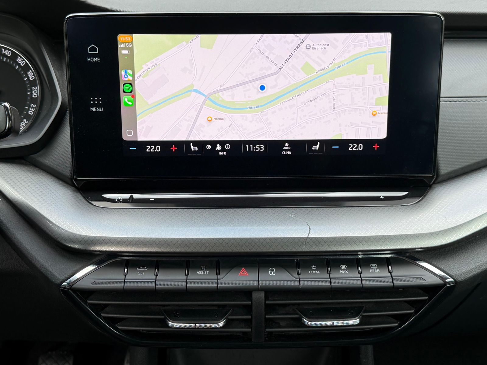 Fahrzeugabbildung SKODA Octavia 2.0 TDI Ambition LED+SHZ+AHK+CARPLAY+DAB