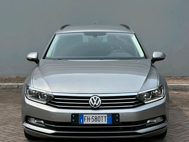 VW Passat Variant