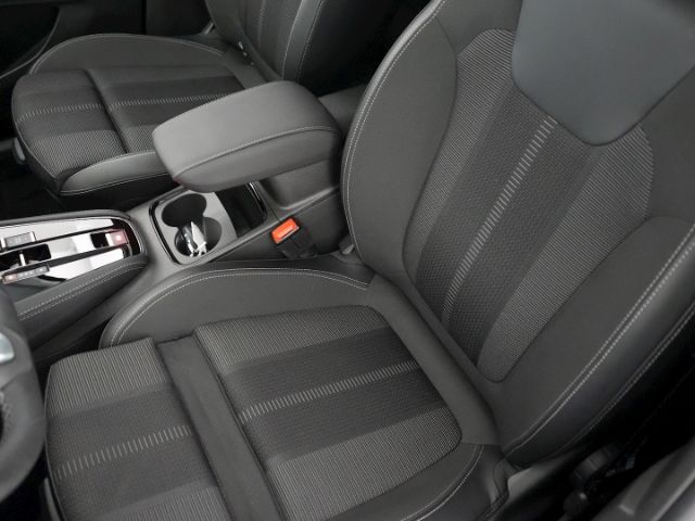 Grandland GS AT+LED+NAVI+360 GRAD KAMERA+SITZ-/L