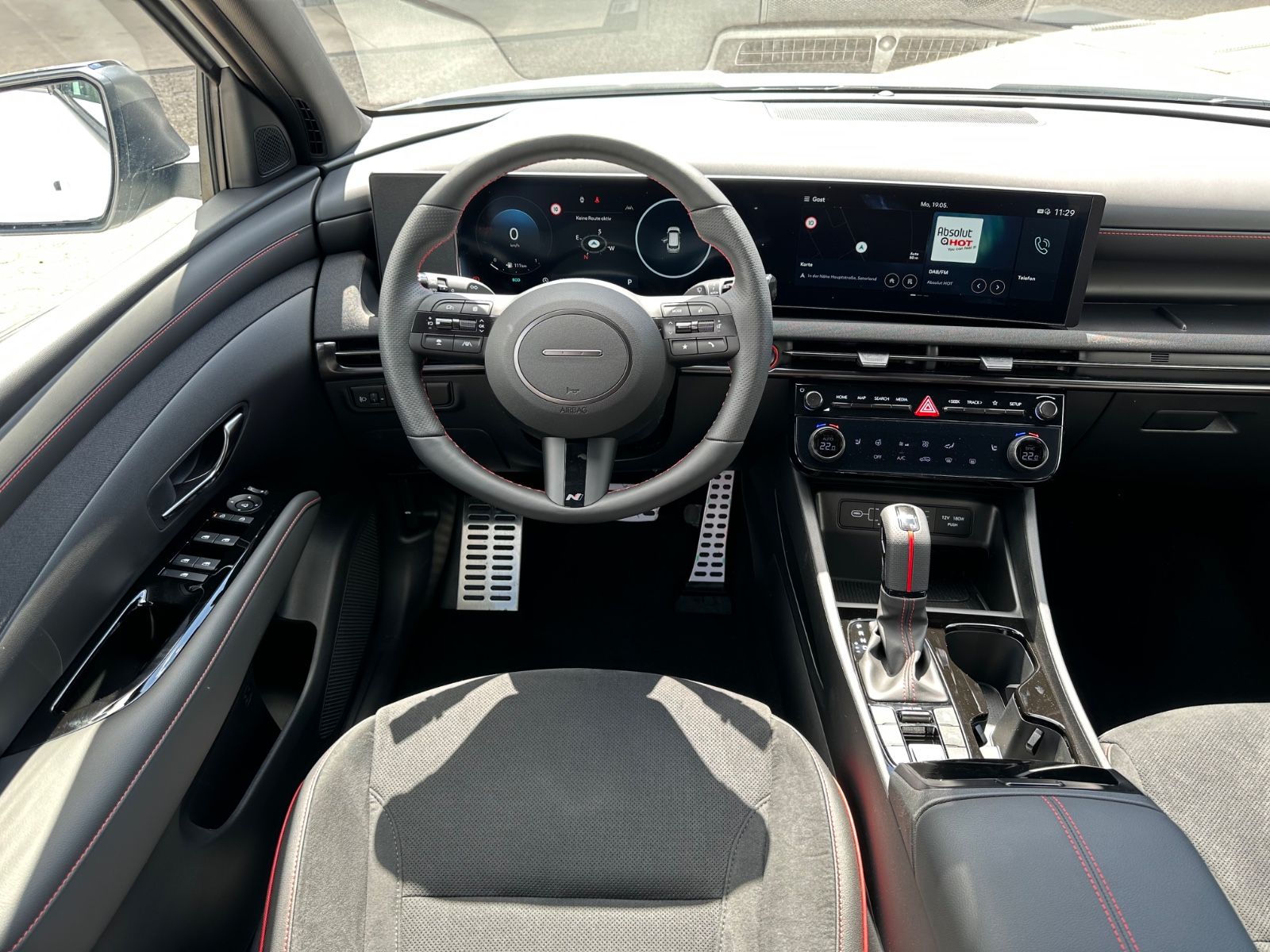 Fahrzeugabbildung Hyundai Tucson N-Line 1.6 T-GDi DCT Navi/ACC/LED/Shzg.