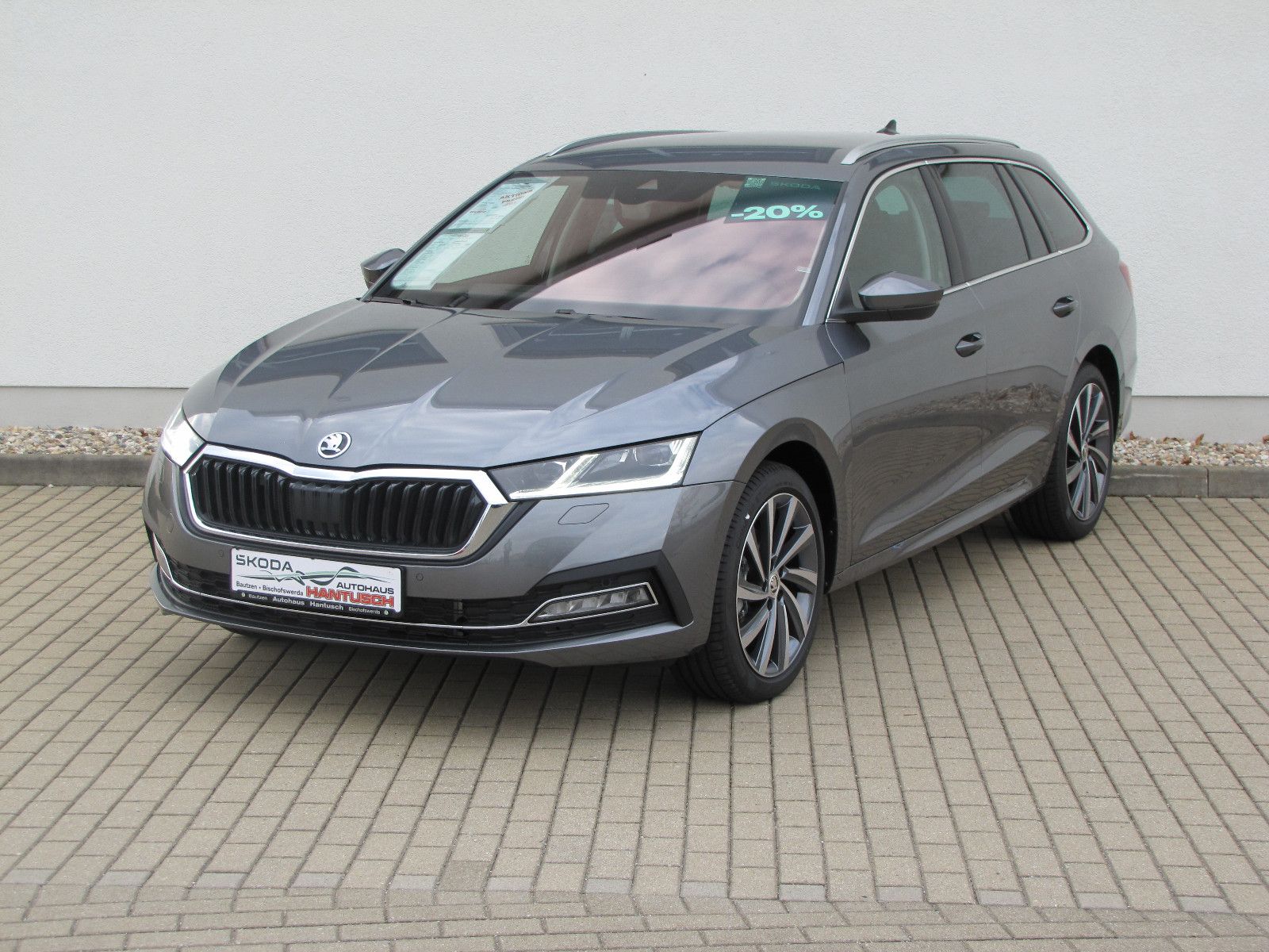 Fahrzeugabbildung SKODA Octavia Combi Style 1.5l TSI e-TEC 150PS DSG
