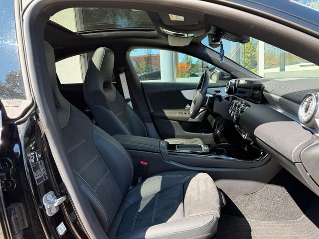 Mercedes-Benz CLA 220d Special Edition/ PREMIUM+/ LED/ PANO