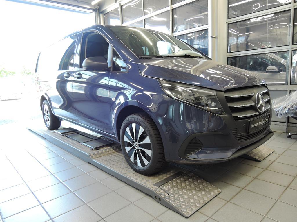 MercedesBenz Vito 119 CDI 4x4 Mixto MultibeamLED360 2025