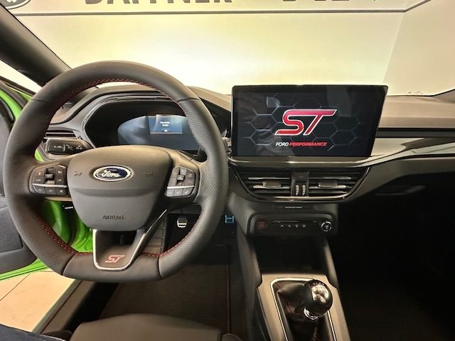 Fahrzeugabbildung Ford Focus ST X 2.3, Track Pack, Performance Sitze, V