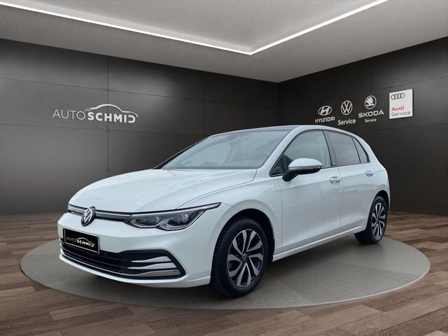 Golf VIII 1.5 TSI 6-Gang Matrix-LED StHz Panoram
