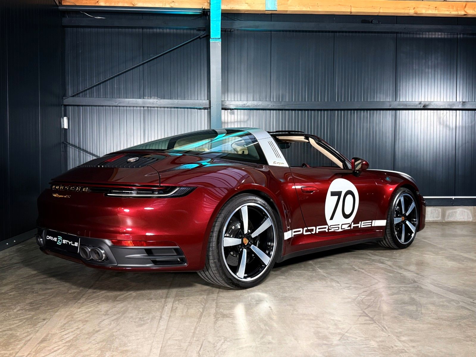 Fahrzeugabbildung Porsche 911 Targa 4 S Heritage Design Edition + N1. 173