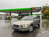 Volvo S60 2.5T AWD Comfort AUTOMATIK - Volvo S60 mit Benzin-Antrieb: Limousine, 2.5