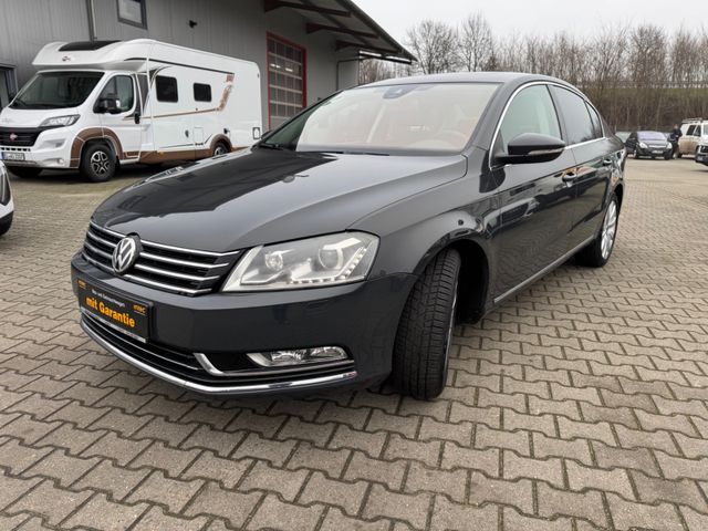 Volkswagen Passat Lim. 1.4 TSI DSG Highline ACC * Spurassis