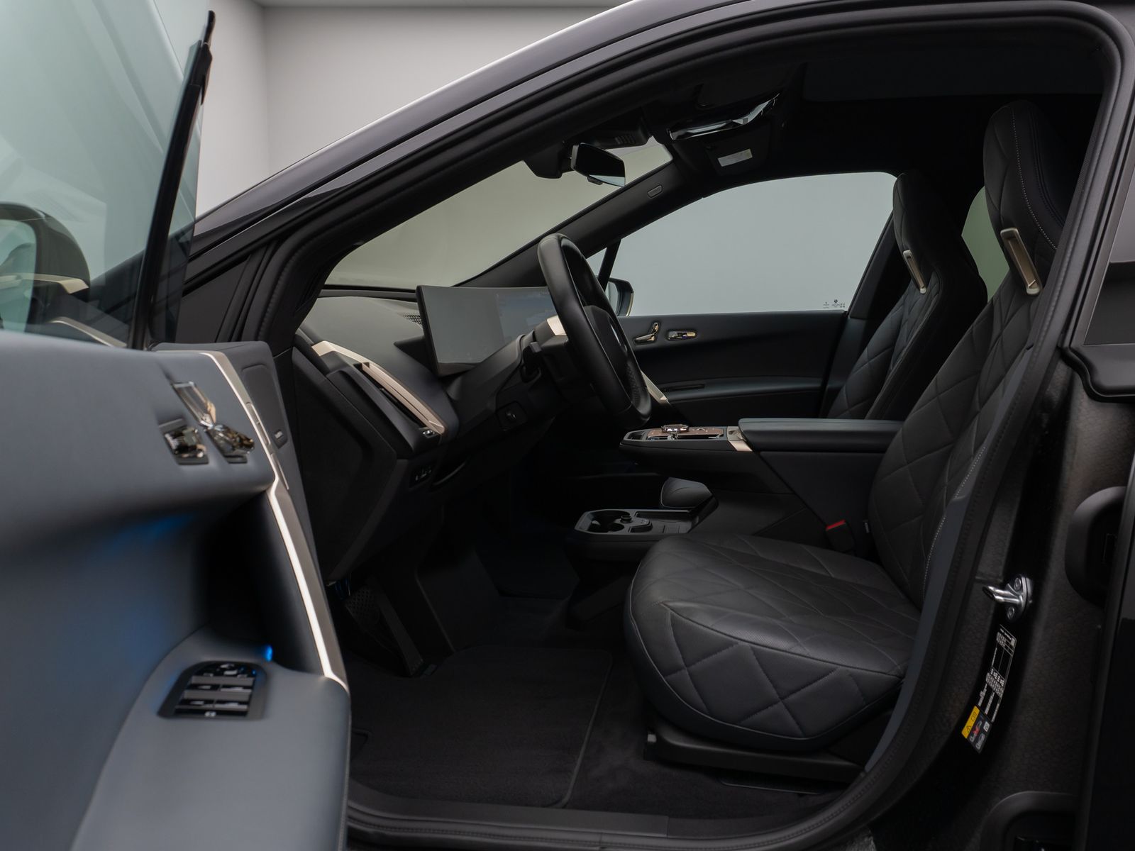 Fahrzeugabbildung BMW iX xD40 Edition Sport 360°Laser SkyLounge 22Zoll