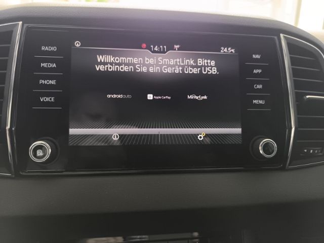 Fahrzeugabbildung SKODA Karoq 1.6 TDI SCR DSG Style LED NAVI KESSY SMART