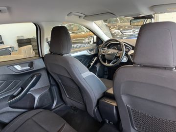 Ford Focus Turnier Cool & Connect *NAVI*KAM*PDC*TEMP*