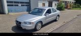Volvo S60 Lim. 2.4 D Kinetic RollSTUHLUMBAU - Volvo S60 aus 2004