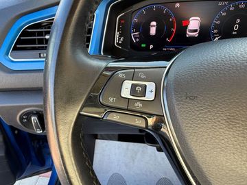 Volkswagen T-Roc - 11