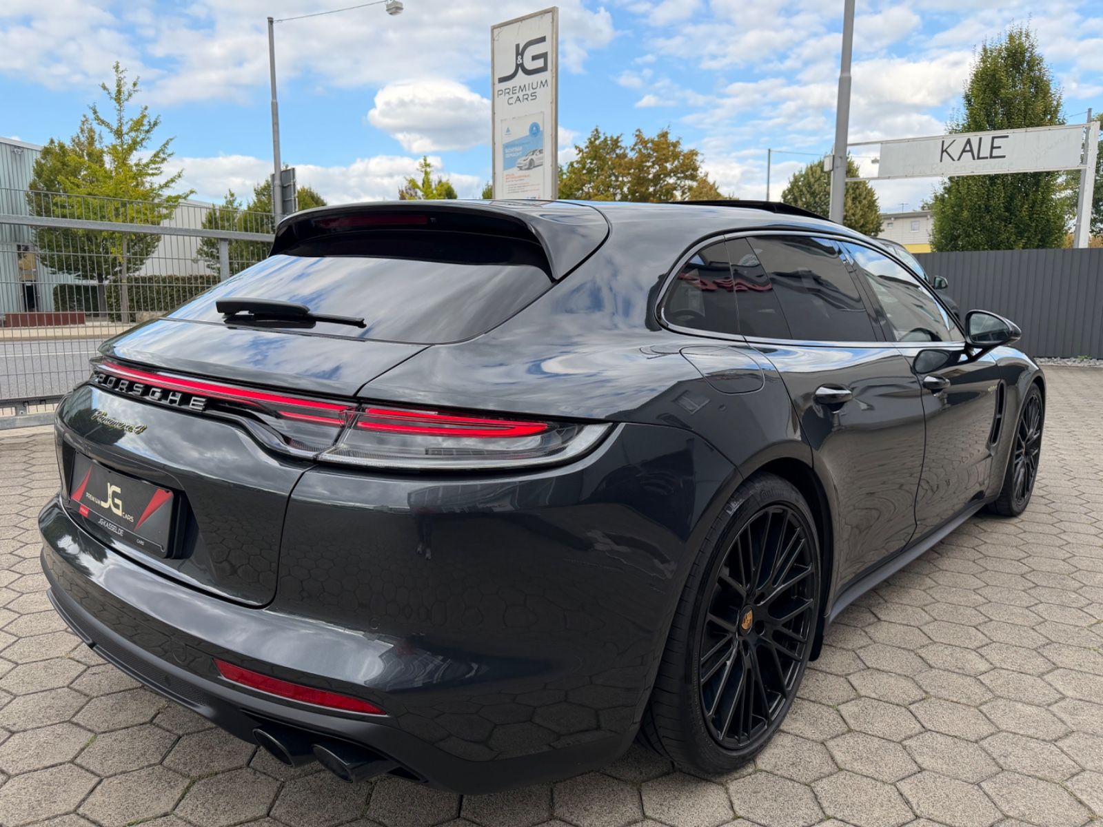 Porsche Panamera Sport Turismo 4 E-Hybrid Platinum Editi imagem 3