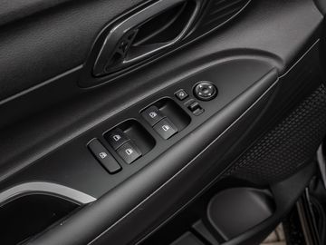 Hyundai i20 1.0 T-GDI MY25 Trend Navi digitales Cockpit