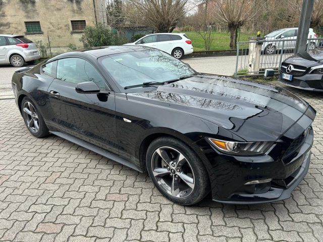 Ford FORD Mustang COUPE 3700 V6 309 CV