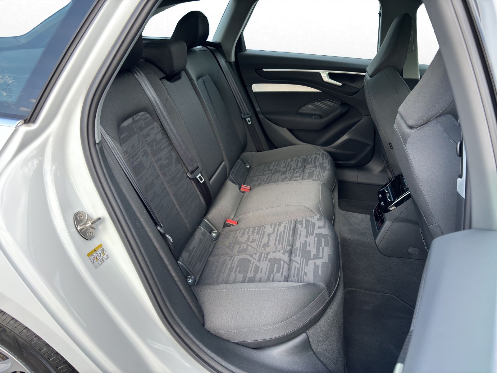 Audi A6 - Bild 16
