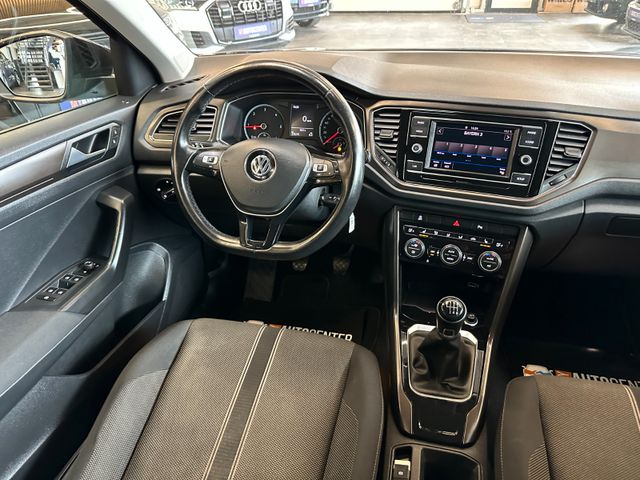 MYAUTOCENTER – Gebraucht- und Jahreswagen mit Werkstattservice in Pfaffenhofen Volkswagen T-Roc Style *LED*Unfallfrei*TÜV*PDC*