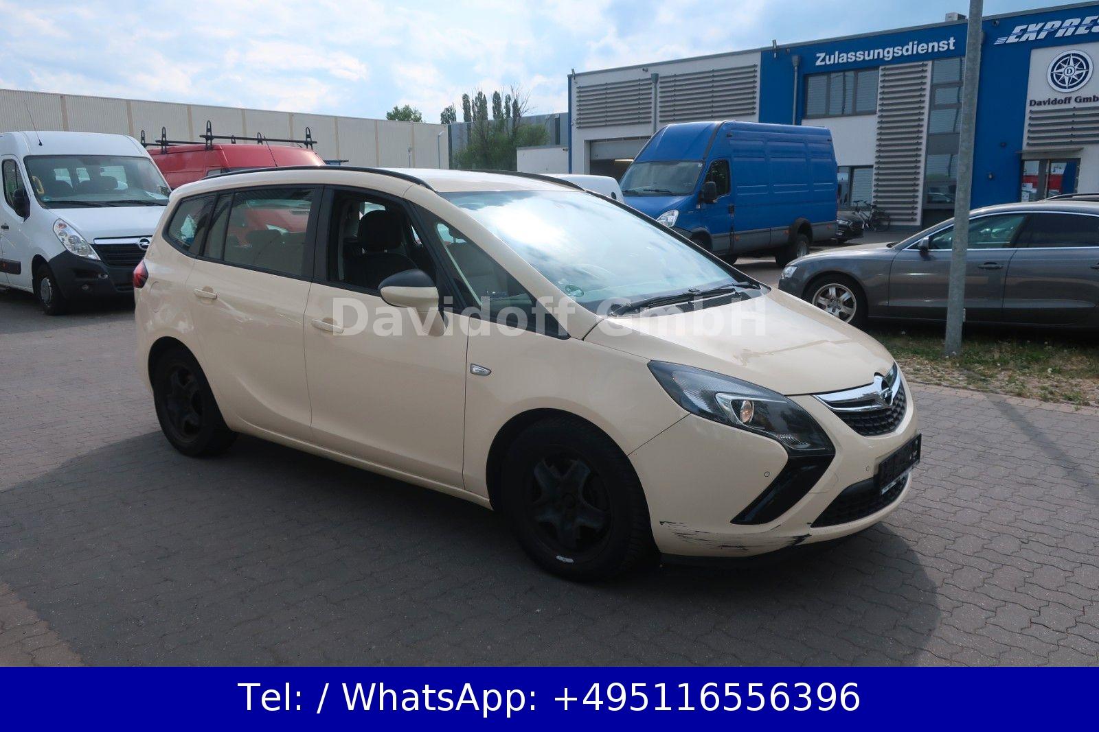 Opel Zafira 2015 — photo 7