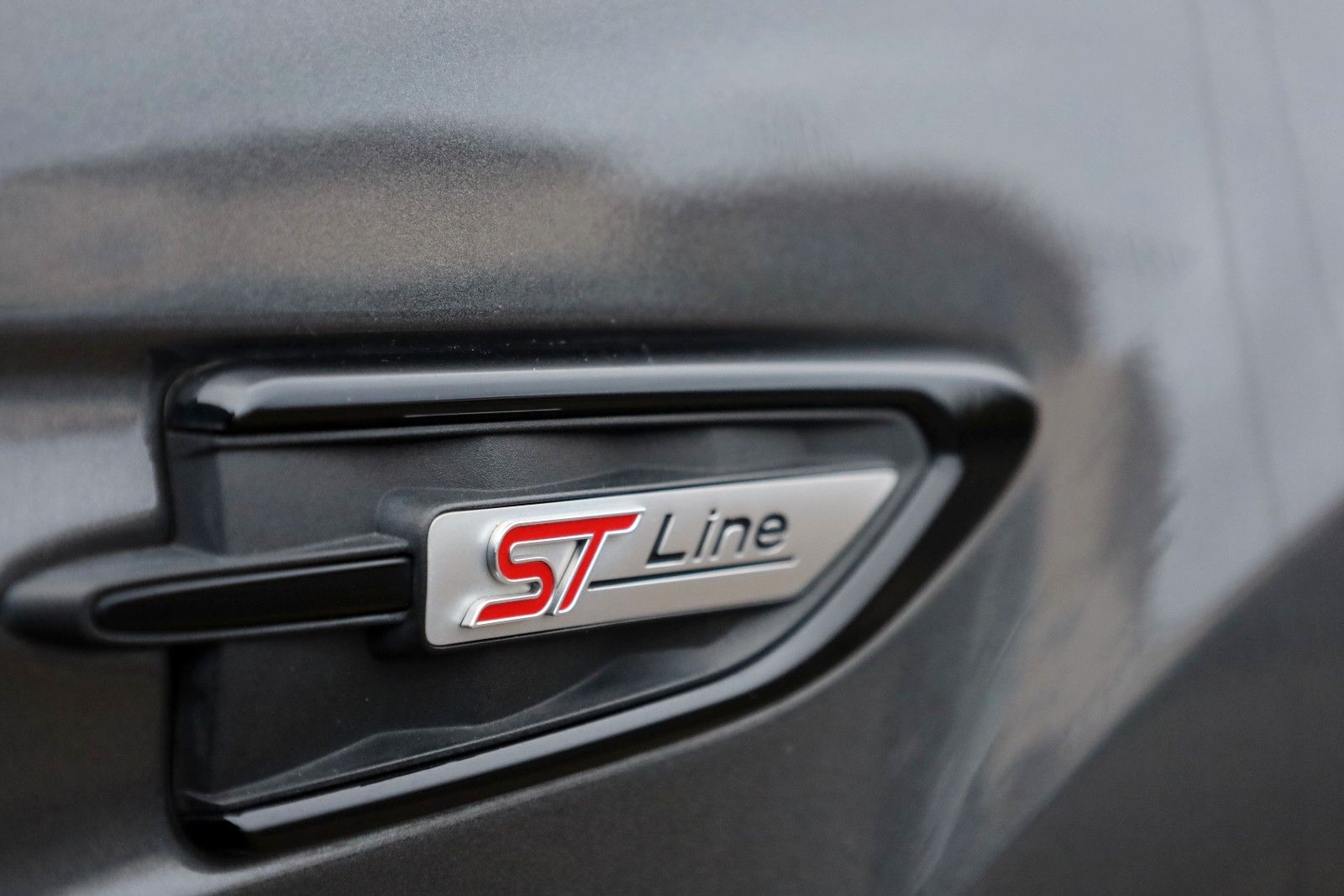 Fahrzeugabbildung Ford Kuga ST-Line 4X4, T.Leder,Navi,Kamera, AHK,SR+WR