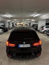 BMW X5 xDrive30d - - BMW X5 Gebrauchtwagen in München