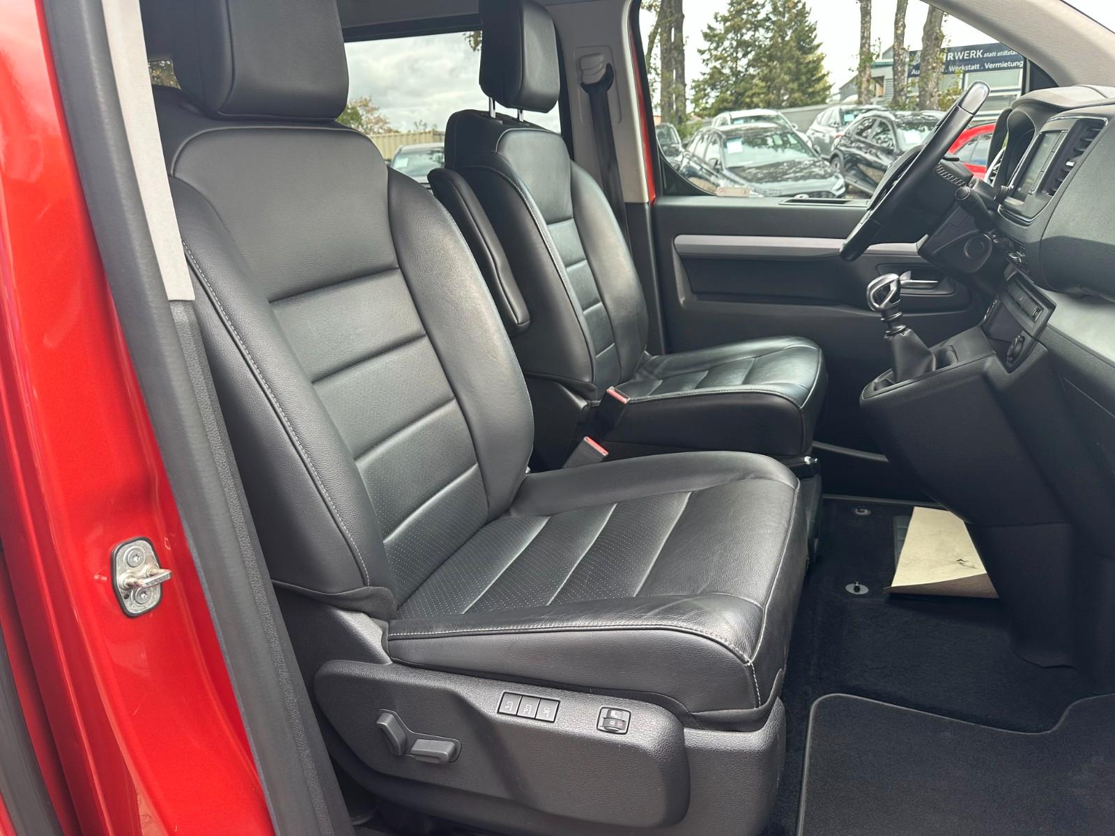 Toyota Proace Verso L1 Team Deutschland AHK Standhzg.